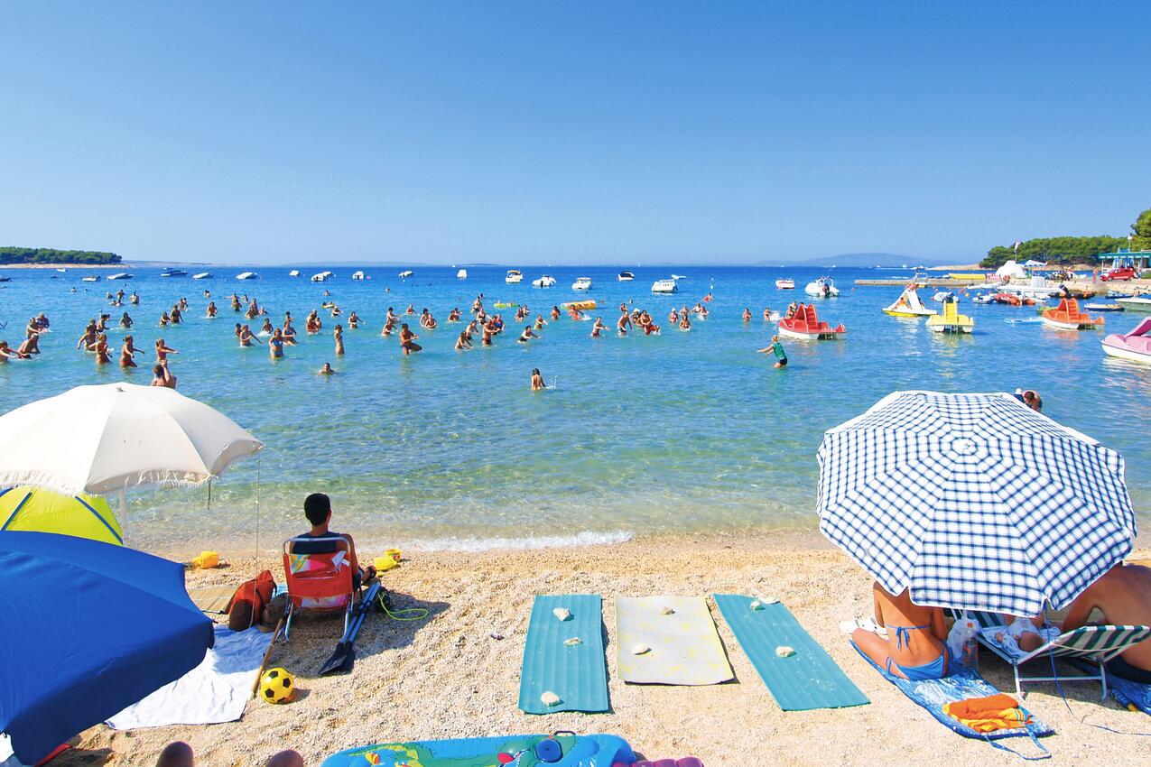 Legközelebbi strand - Apartmanok a tenger mellett Banjol, Rab