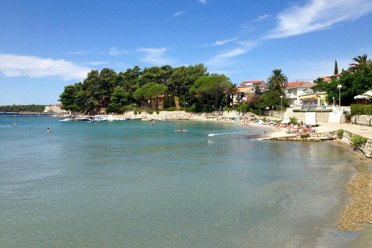 Nearest beach - Apartments by the sea Rab