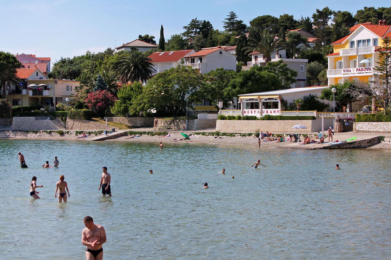 Nearest beach - Apartments by the sea Rab