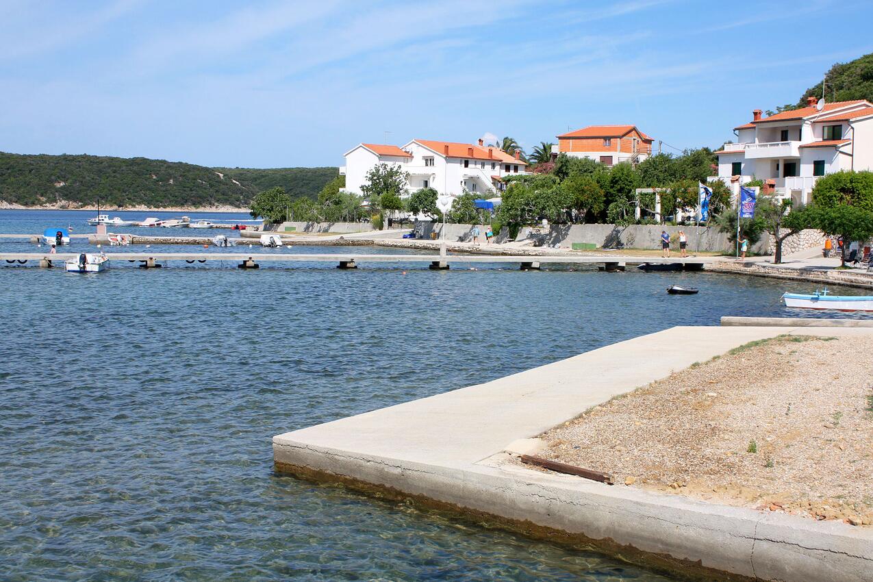 Nächster Strand - Ferienwohnungen mit Parkplatz Kampor, Rab