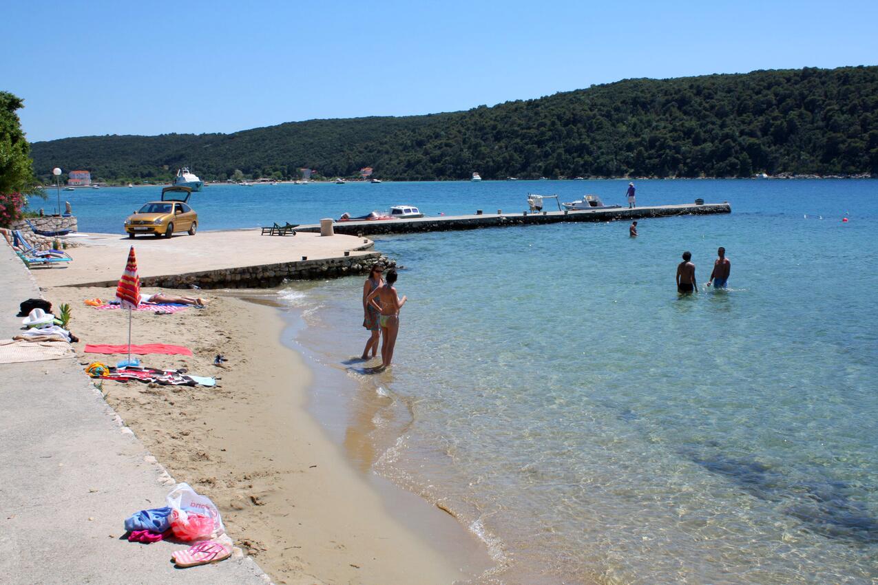 La spiaggia più vicina - Appartamenti e camere con piscina Kampor, Arbe - Rab