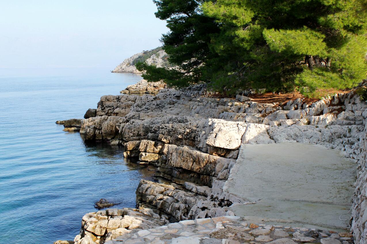 Najbliža plaža - Apartmani uz more Uvala Pokrivenik, Hvar