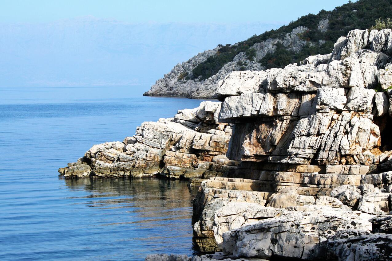 Najbliža plaža - Apartmani uz more Uvala Pokrivenik, Hvar