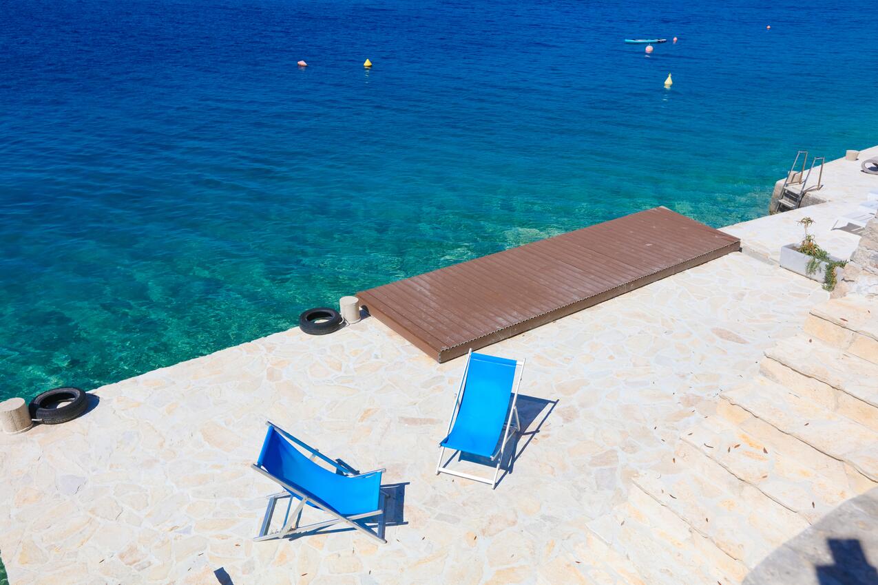 La spiaggia più vicina - Casa accanto al mare con piscina per famiglia Sparadici, Sebenico - Šibenik