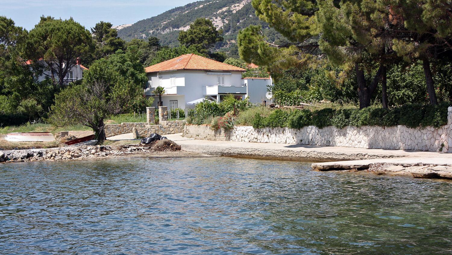 Nächster Strand - Ferienwohnungen mit Parkplatz Barbat, Rab