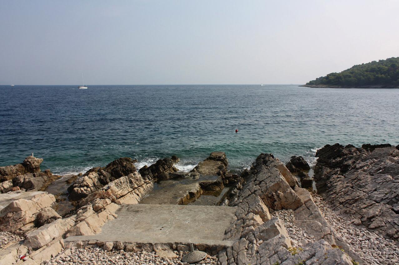 Legközelebbi strand - Apartmanok a tenger mellett Öböl Donja Krušica, Solta