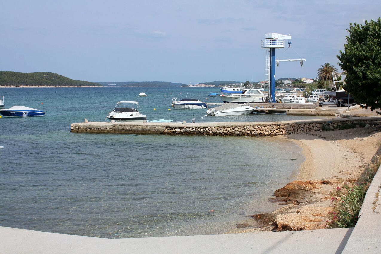 Nächster Strand - Ferienwohnungen am Meer Barbat, Rab
