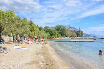 Familienferienwohnungen am Meer Duce, Omis - 8668