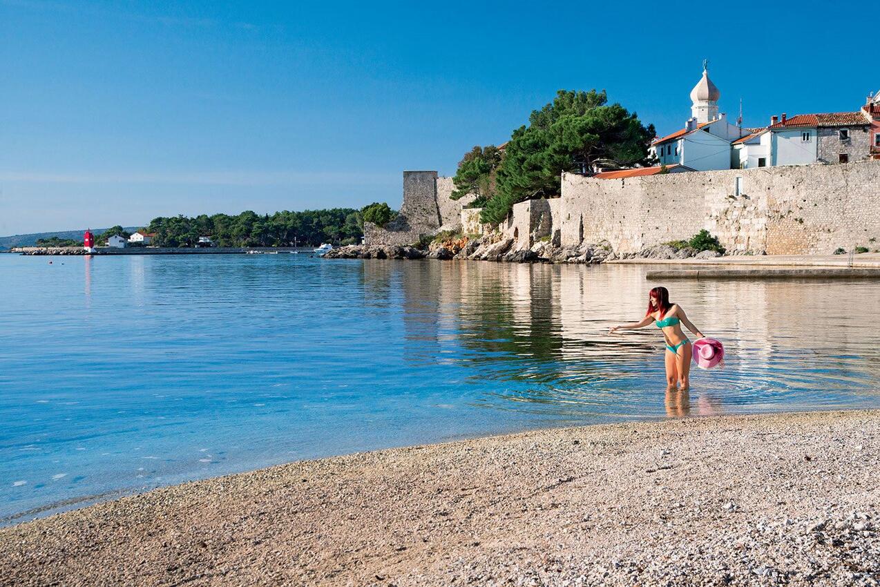 Nächster Strand - Zimmer mit privatem Parkplatz Vrh, Krk