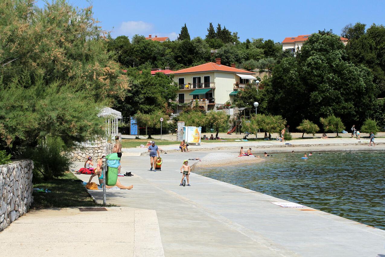Nächster Strand - Zimmer mit privatem Parkplatz Vrh, Krk