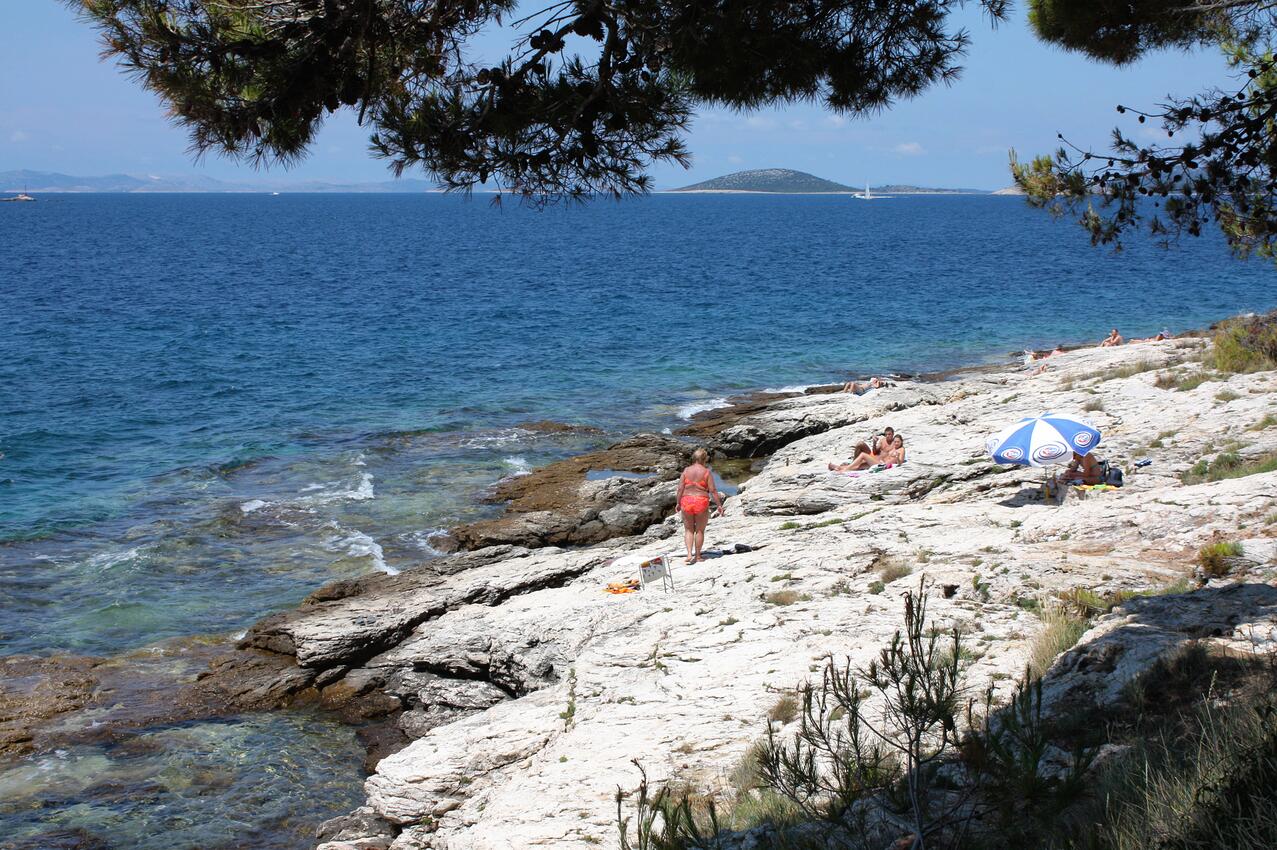 Nächster Strand - Ferienwohnungen am Meer Murter