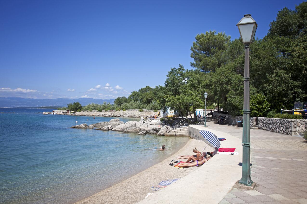 Nächster Strand - Ferienwohnungen am Meer Vantacici, Krk