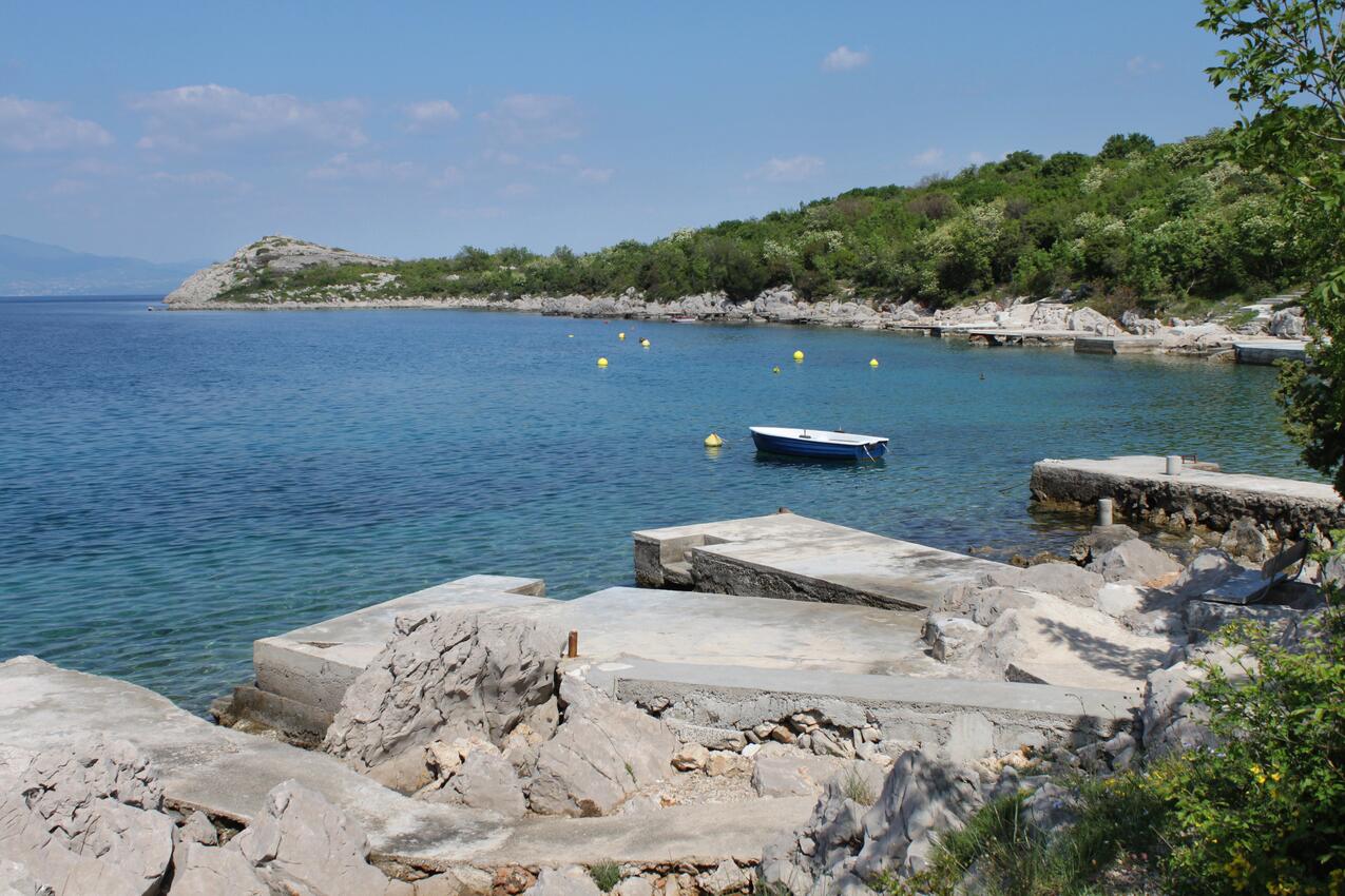 Nächster Strand - Ferienwohnungen mit Parkplatz Omisalj, Krk