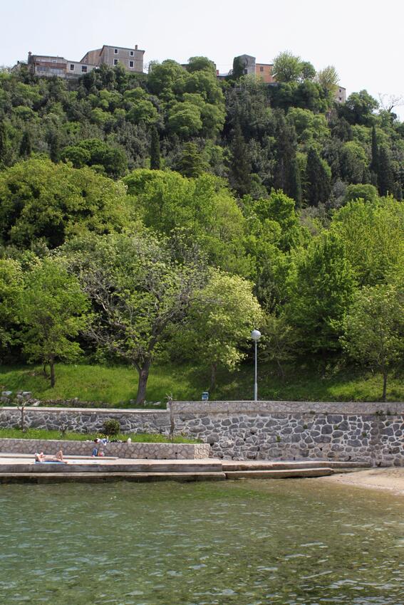 Nächster Strand - Ferienwohnungen am Meer Omisalj, Krk