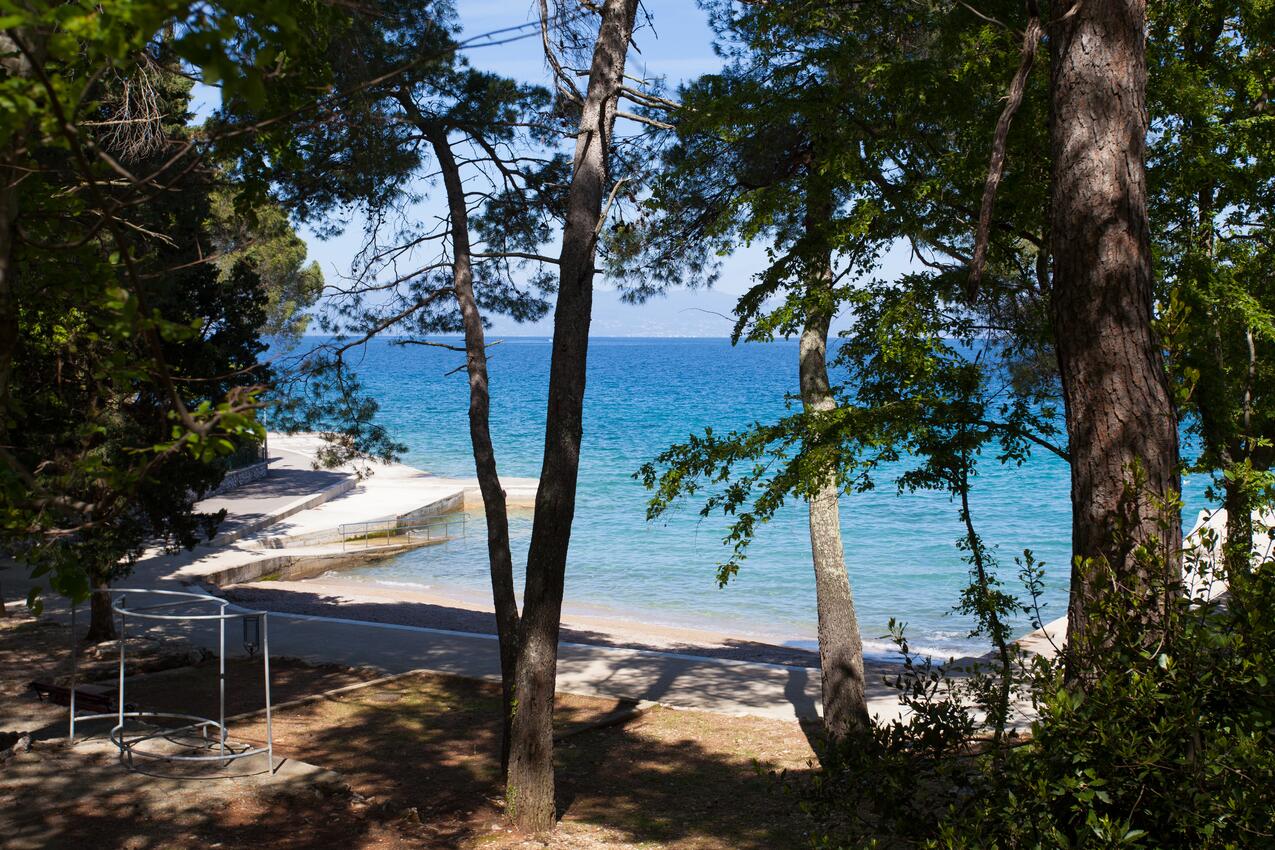 Nächster Strand - Ferienwohnungen mit Parkplatz Malinska, Krk