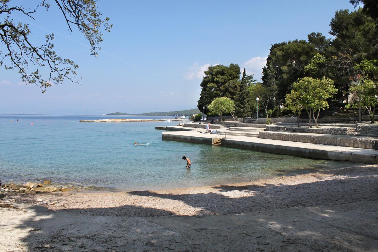 Nächster Strand - Ferienwohnungen mit Parkplatz Malinska, Krk