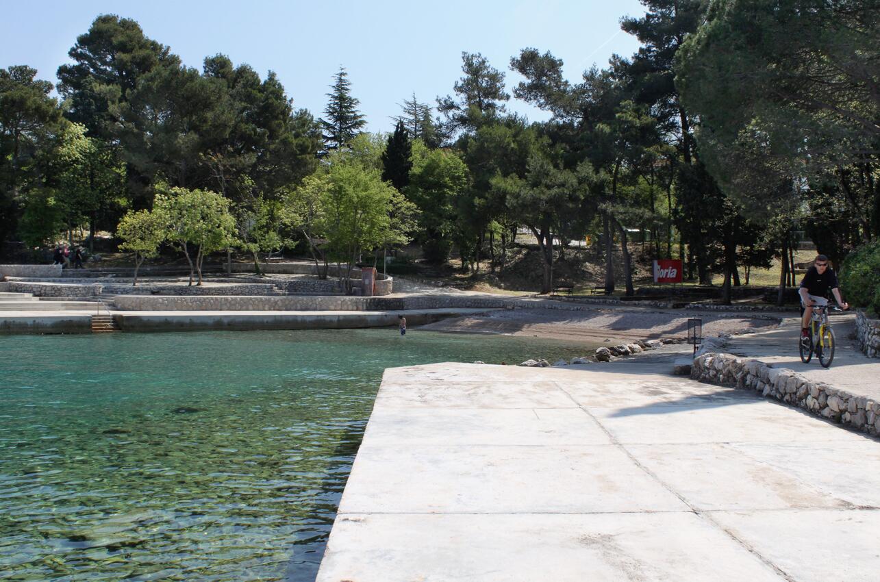 Nächster Strand - Ferienwohnungen mit Parkplatz Malinska, Krk