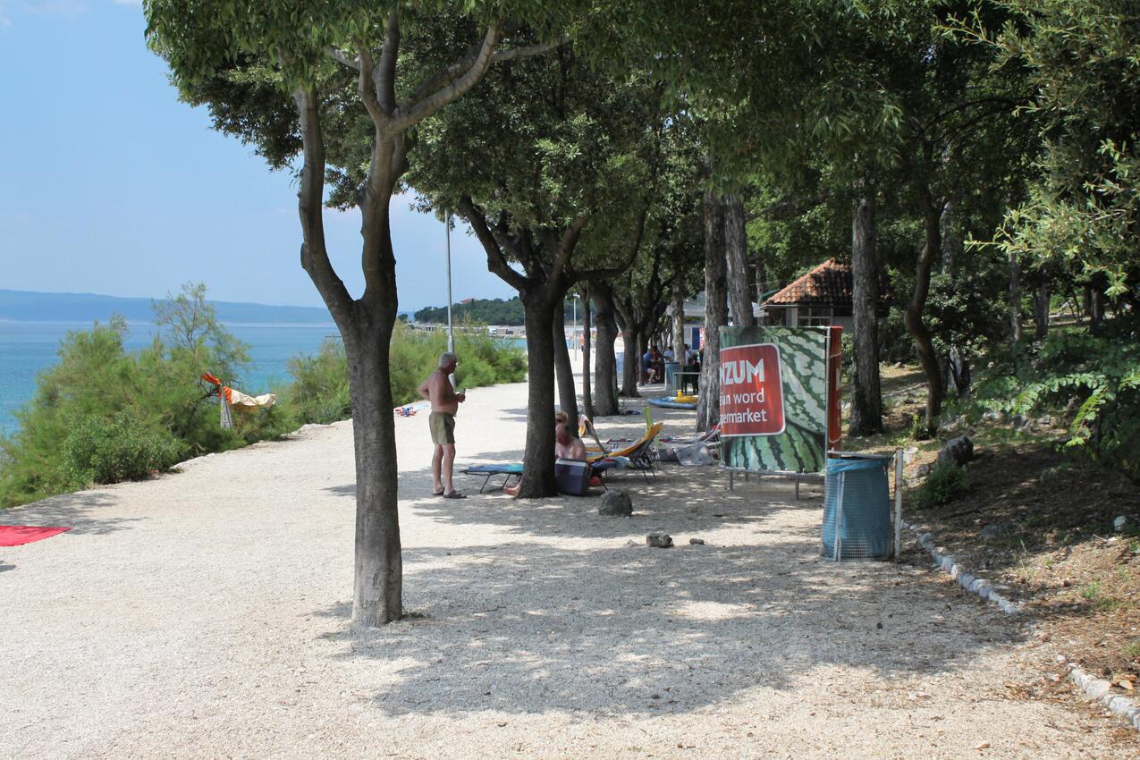 Nearest beach - Apartments with parking spaces Novi Vinodolski