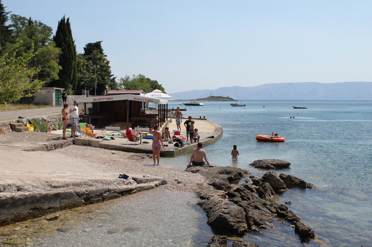 Nearest beach - Apartments and rooms with parking space Klenovica, Novi Vinodolski