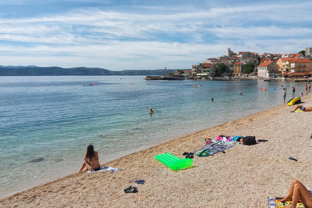 Playa más cercana - Apartamentos junto al mar Igrane, Makarska