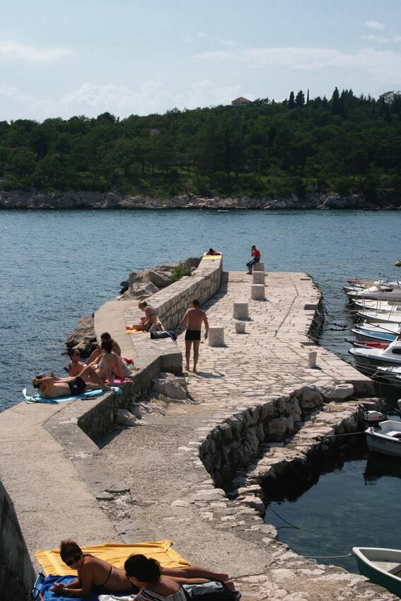 Nearest beach - Apartments with swimming pools Dramalj, Crikvenica