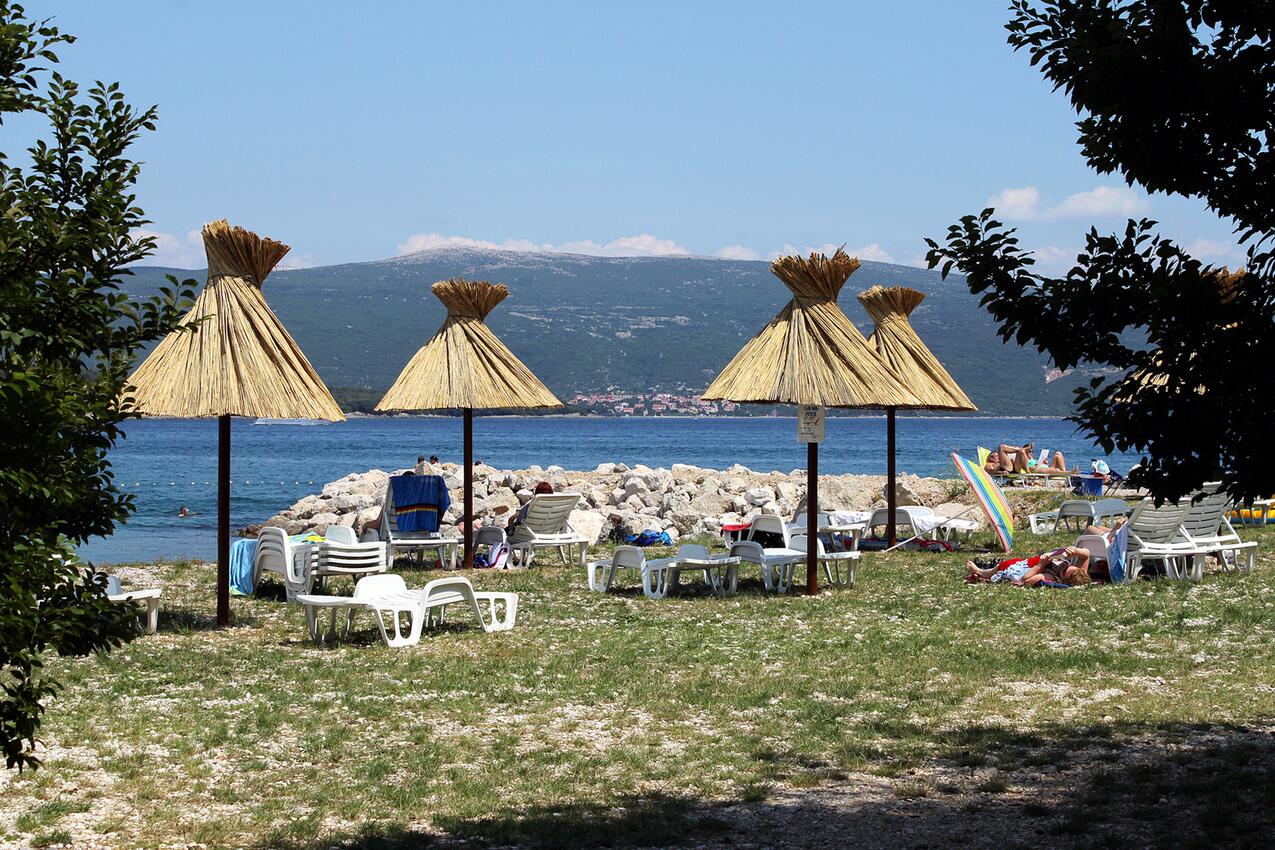 La spiaggia più vicina - Appartamenti con parcheggio Veglia - Krk