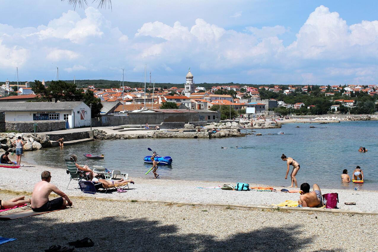La spiaggia più vicina - Appartamenti con parcheggio Veglia - Krk