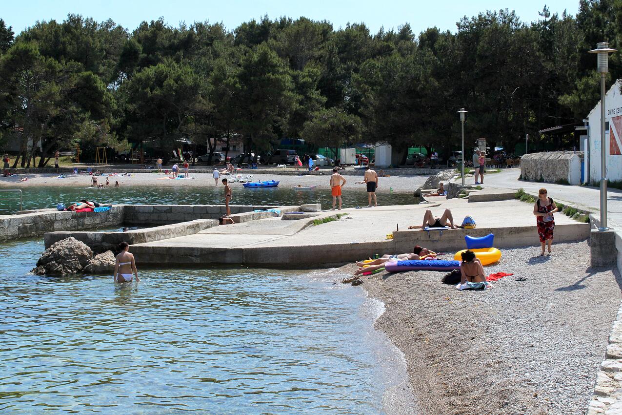 La spiaggia più vicina - Appartamenti con parcheggio Veglia - Krk