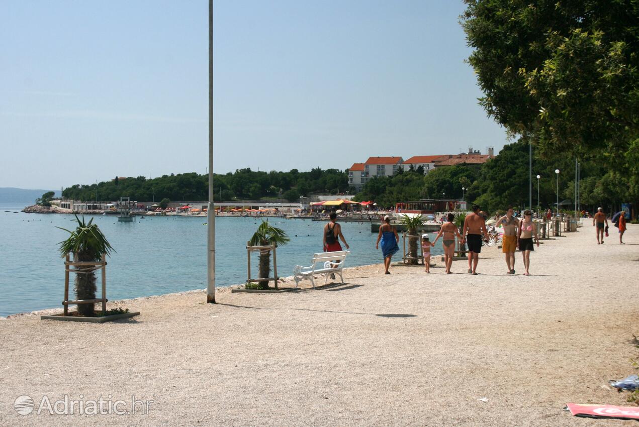 Nearest beach - Apartments with a parking space Novi Vinodolski