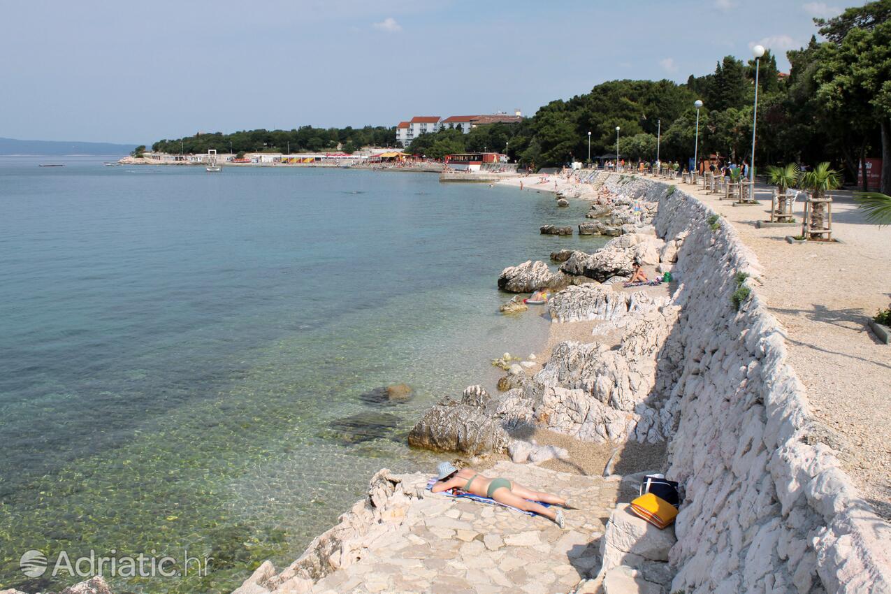 Nearest beach - Apartments with a parking space Novi Vinodolski