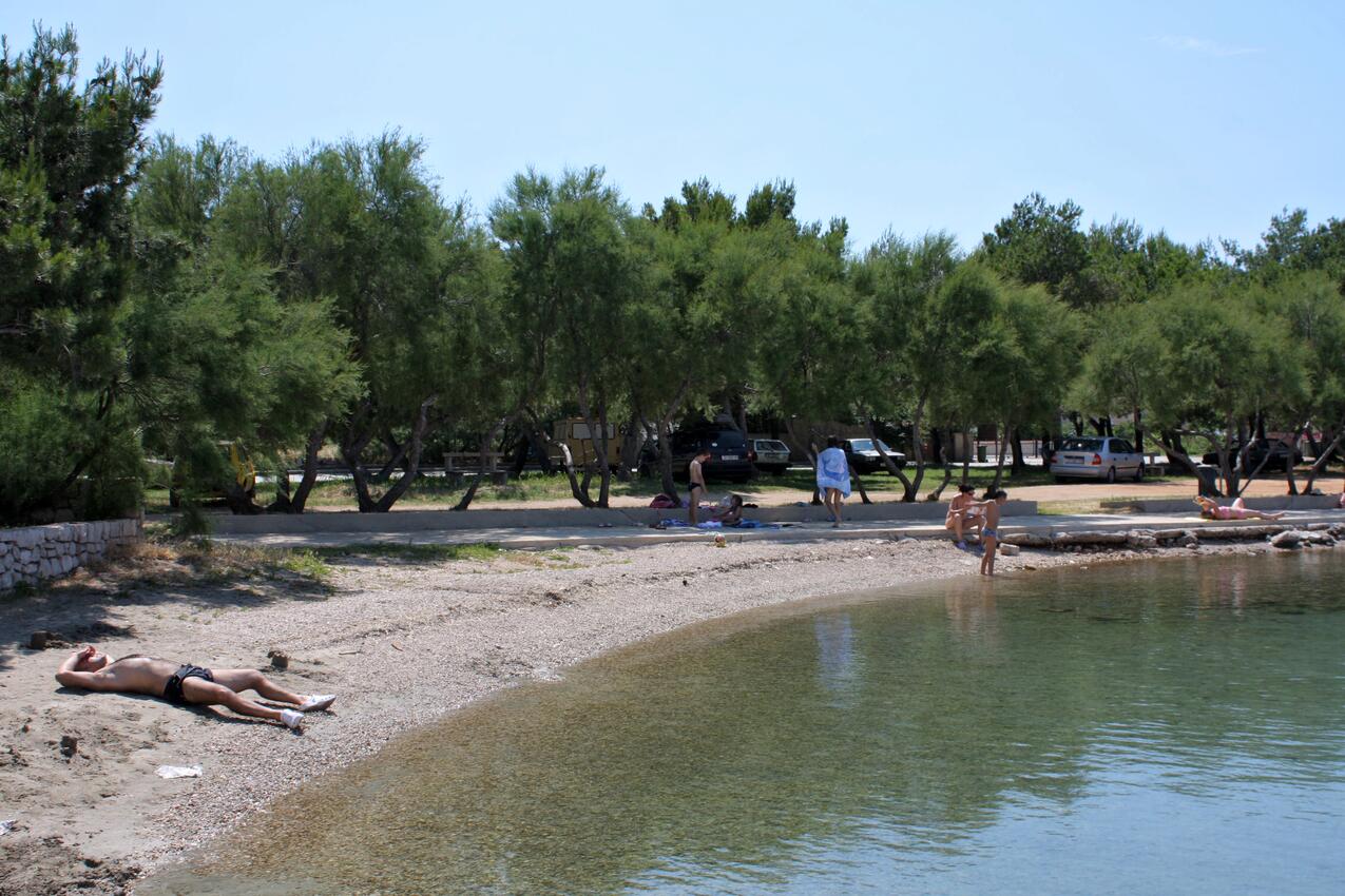 La spiaggia più vicina - Appartamenti accanto al mare Betina, Morter - Murter