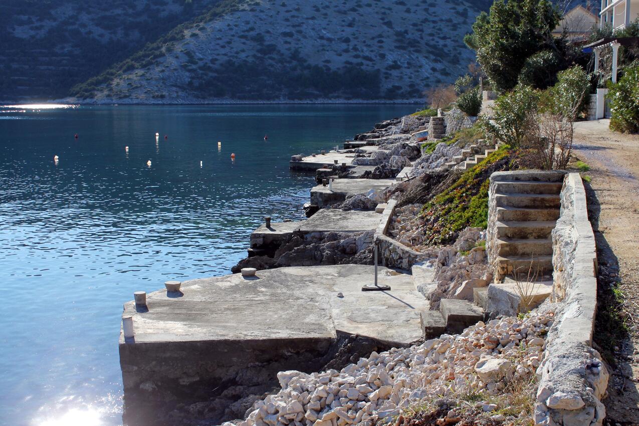 Nearest beach - Apartments by the sea Vinišće, Trogir
