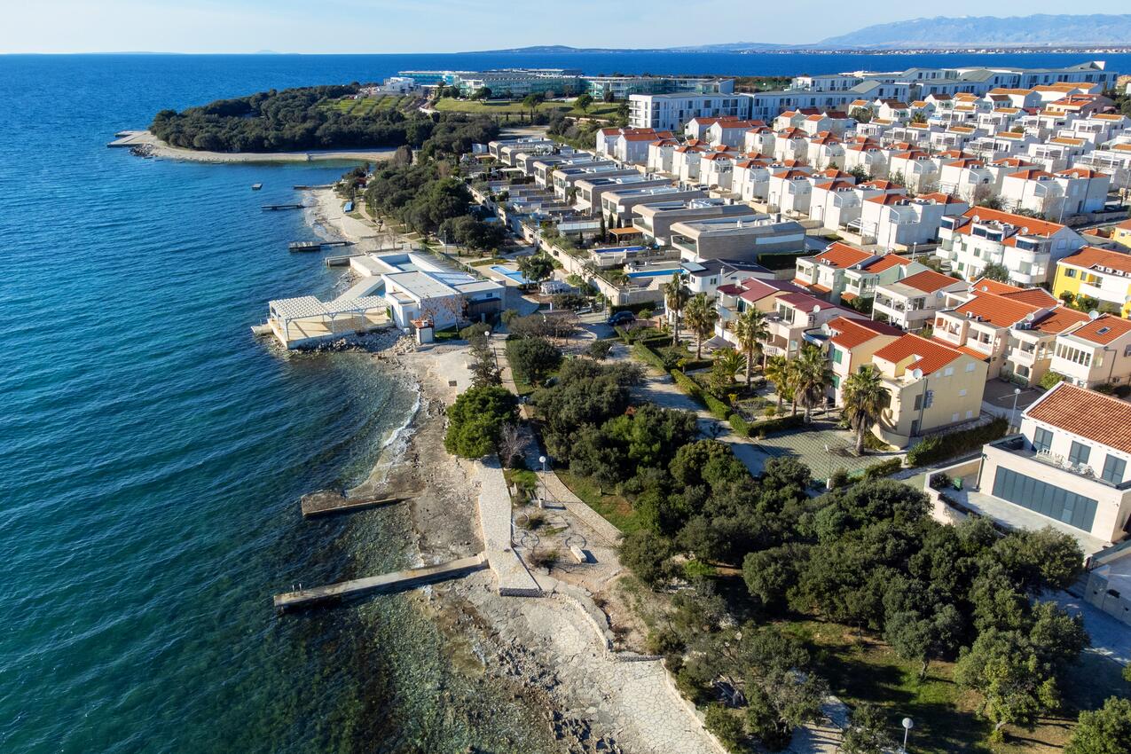 Nearest beach - Apartments by the sea Petrčane, Zadar