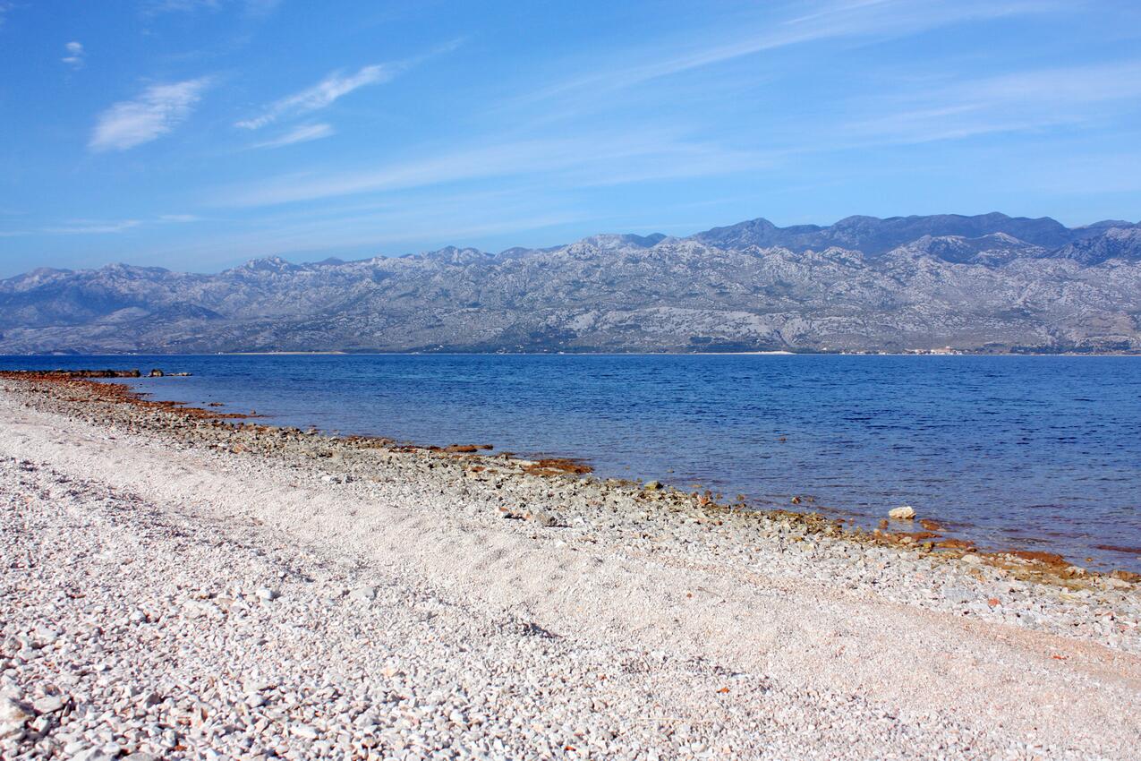 Nächster Strand - Ferienwohnungen am Meer Razanac, Zadar