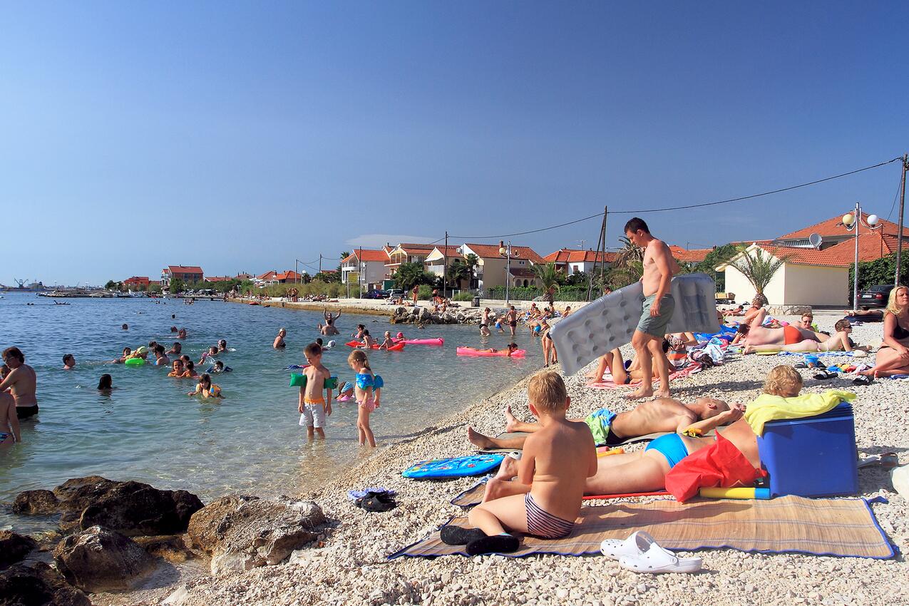 Nearest beach - Apartments with a parking space Bibinje, Zadar