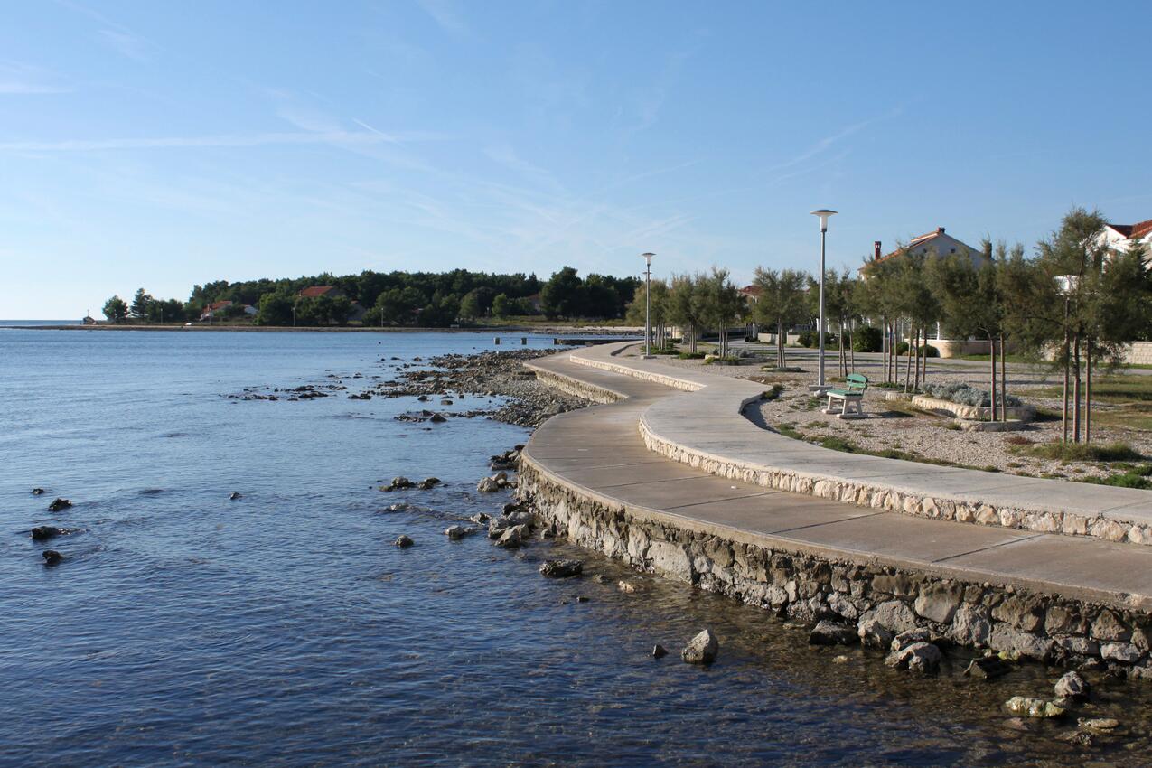 Nächster Strand - Haus mit Pool für Familien Privlaka, Zadar