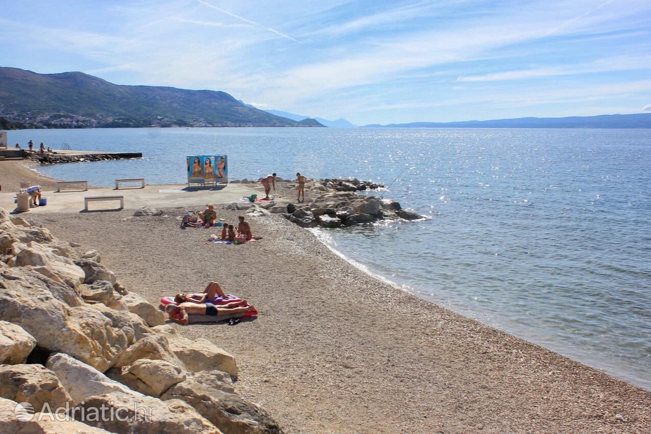 Nearest beach - Apartments with a parking space Split