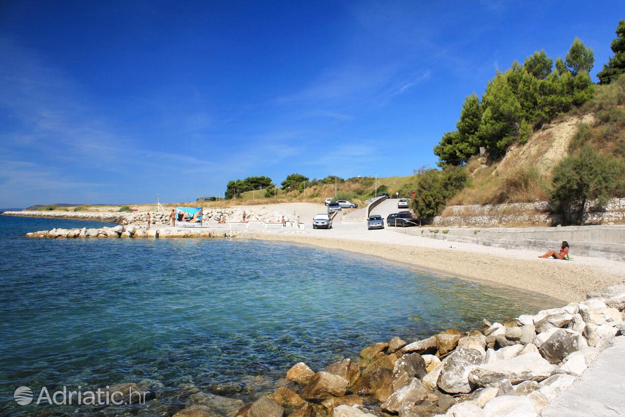 Nearest beach - Apartments with a parking space Split