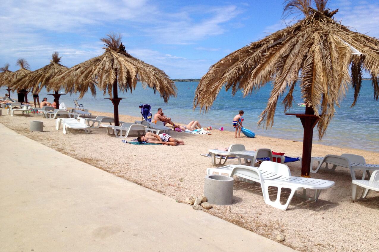Legközelebbi strand - Apartmanok parkolóhellyel Vrsi, Zadar