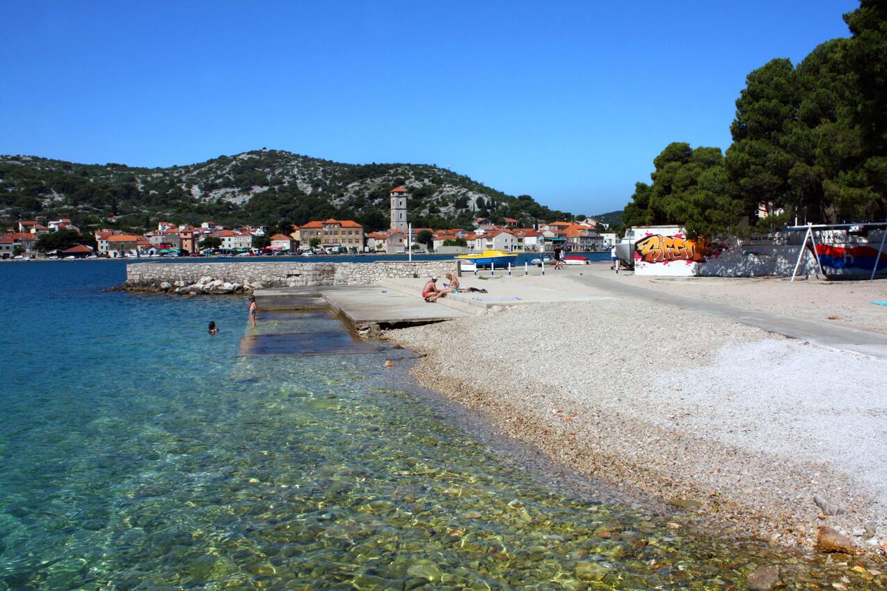 Legközelebbi strand - Apartmanok a tenger mellett Tisno, Murter