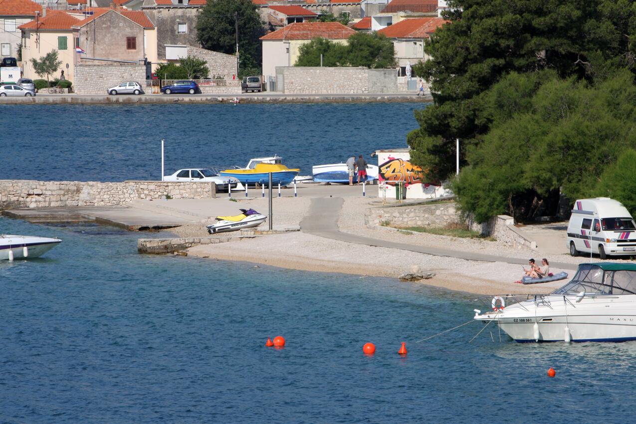 Legközelebbi strand - Apartmanok a tenger mellett Tisno, Murter