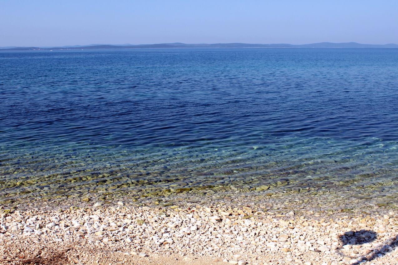 Nächster Strand - Ferienwohnungen am Meer Petrcane, Zadar