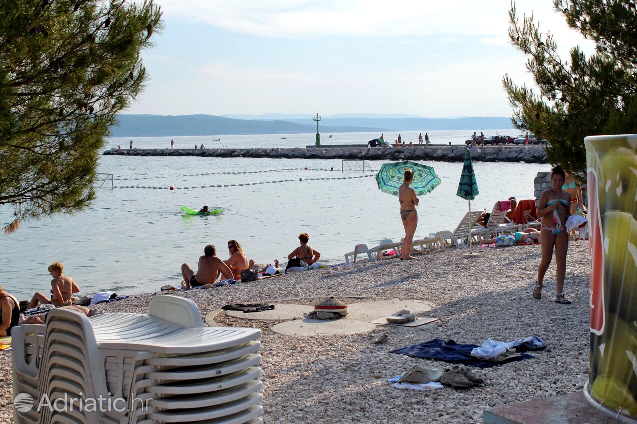 Nearest beach - Apartments with a parking space Crikvenica