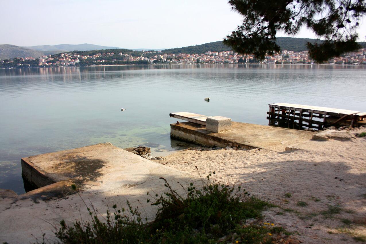 Legközelebbi strand - Nyaralóház a tenger mellett Okrug Gornji, Ciovo