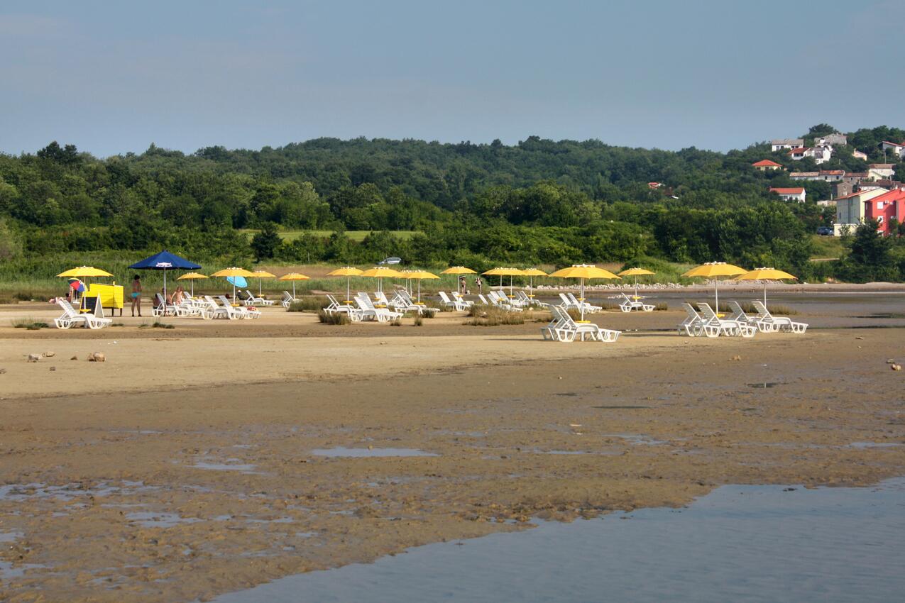 Nächster Strand - Ferienwohnungen am Meer Soline, Krk