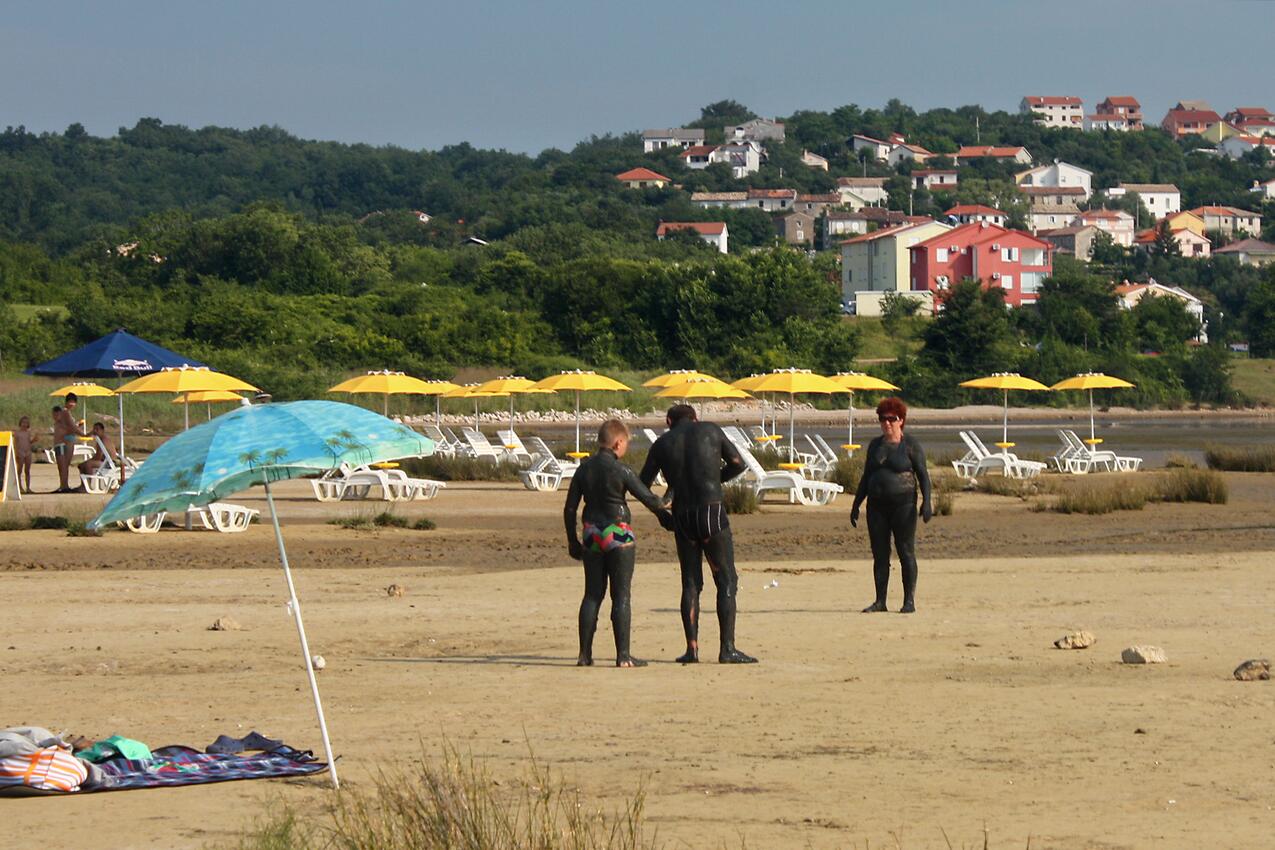Nächster Strand - Ferienwohnungen am Meer Soline, Krk