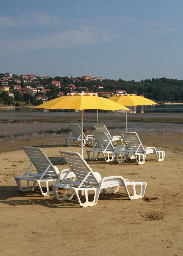 Nächster Strand - Ferienwohnungen am Meer Soline, Krk