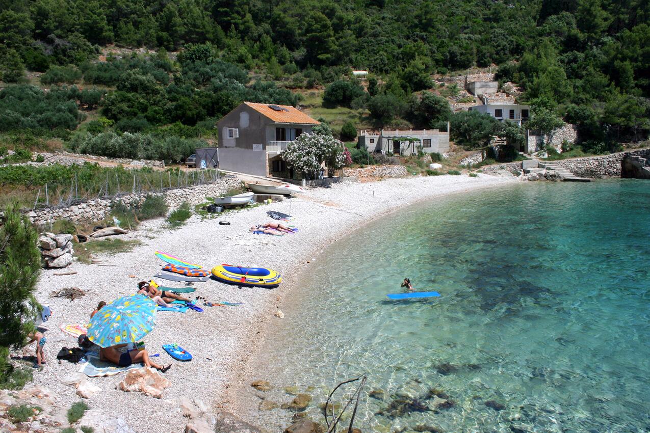 Nermeste strand - Robinsonski lejligheder ved havet Vig Skozanje, Hvar