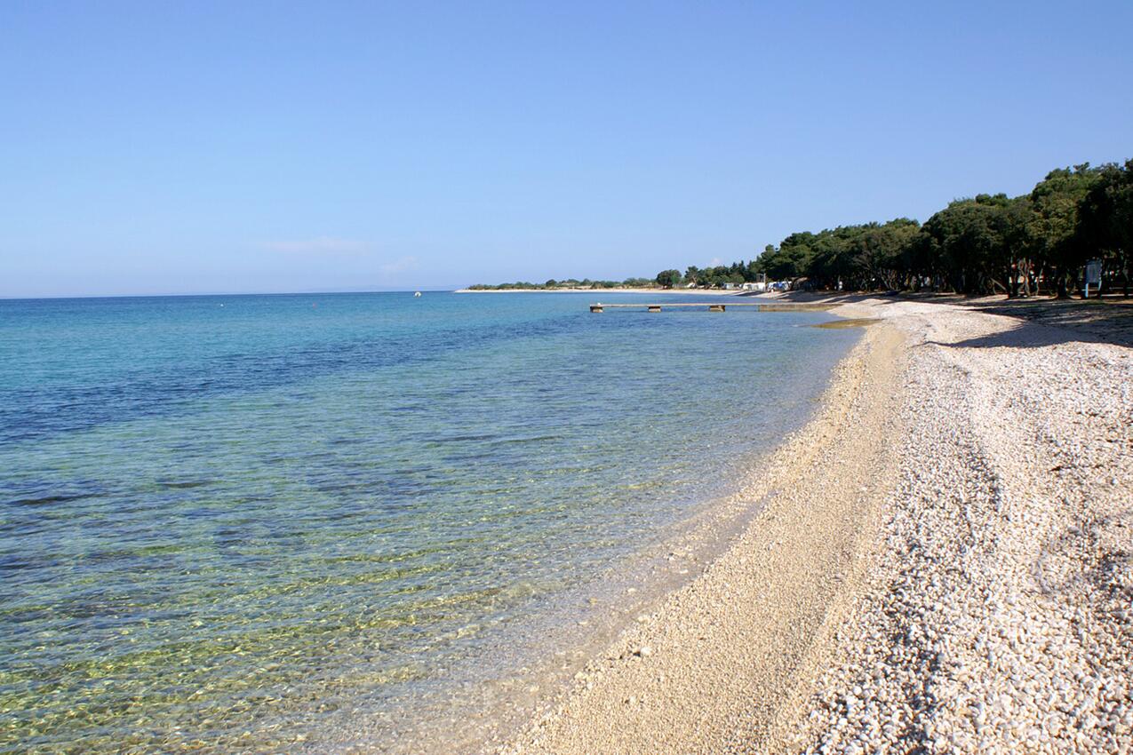 Nächster Strand - Ferienwohnungen mit Parkplatz Novalja, Pag