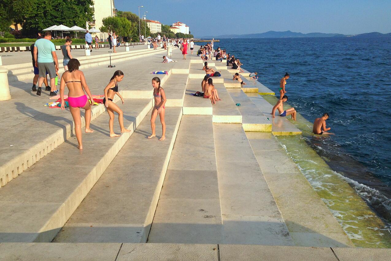 Nearest beach - Apartments by the sea Zadar